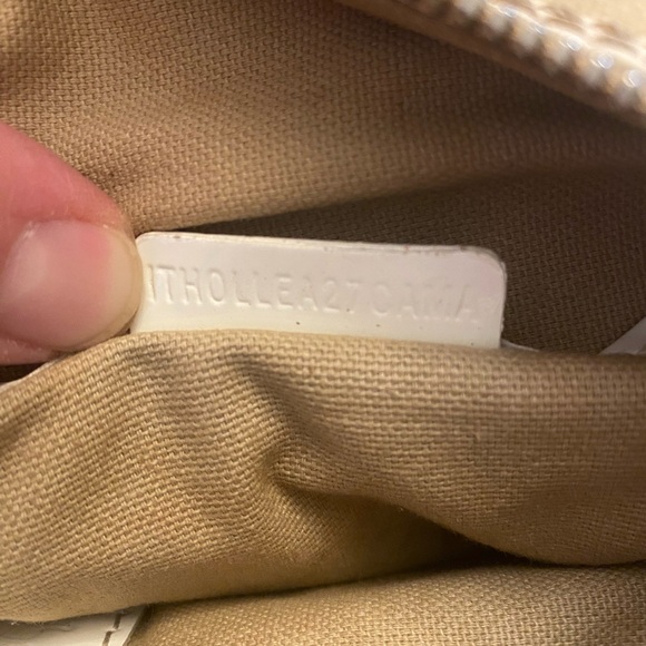 Burberry Patent Nova Check Heart Small #143087B29B - Picture 8 of 9